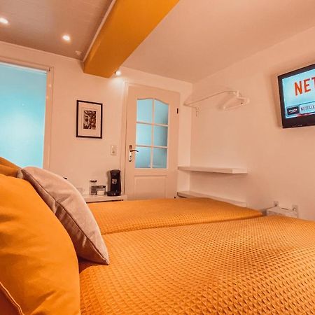 Villa Herkules - Privates Apartment Am Waldrand Mit Smart Tv Und Kostenlosen Parkplaetzen Kassel Zewnętrze zdjęcie