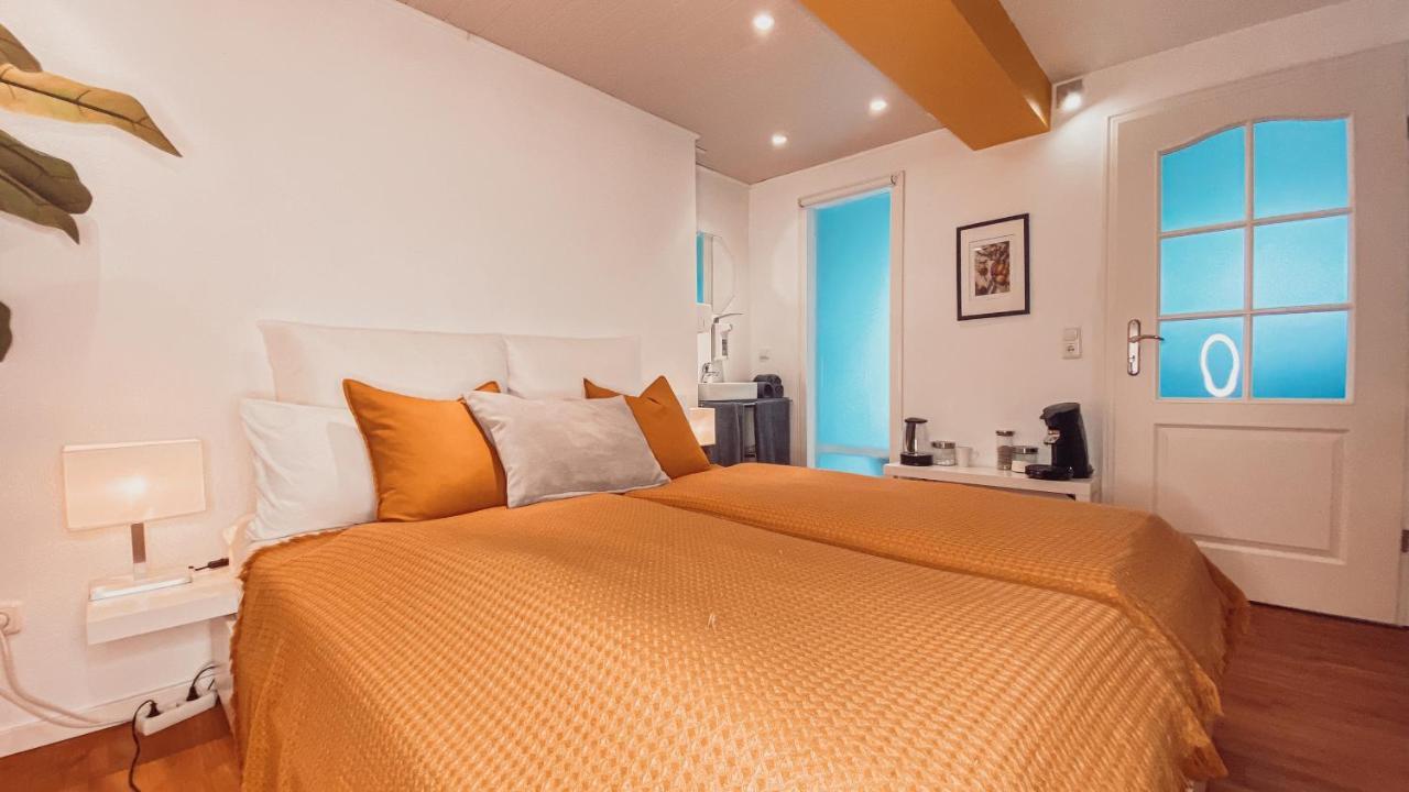 Villa Herkules - Privates Apartment Am Waldrand Mit Smart Tv Und Kostenlosen Parkplaetzen Kassel Zewnętrze zdjęcie