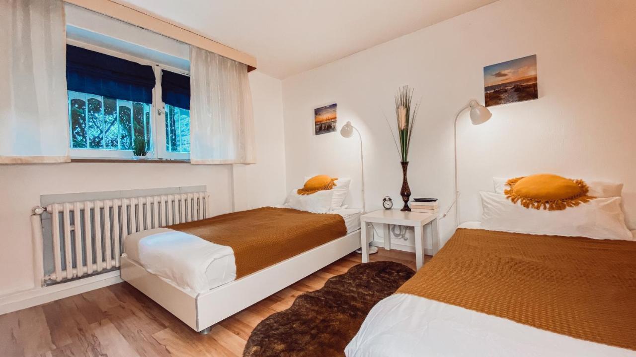 Villa Herkules - Privates Apartment Am Waldrand Mit Smart Tv Und Kostenlosen Parkplaetzen Kassel Zewnętrze zdjęcie